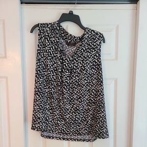Dana Buchman Sleeveless Blouse size 1X